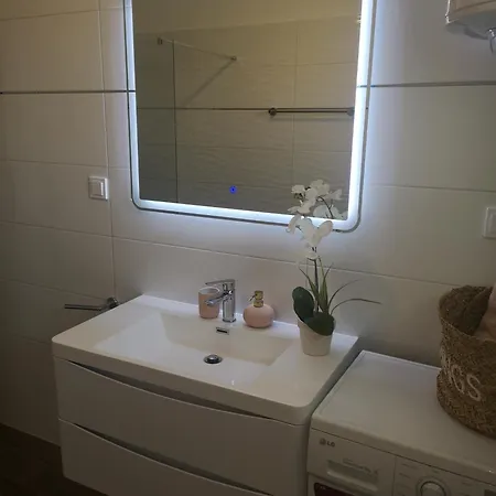 Apartment Peloza *