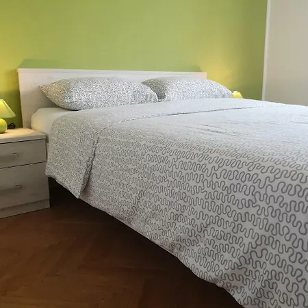 Peloza Apartment Porec